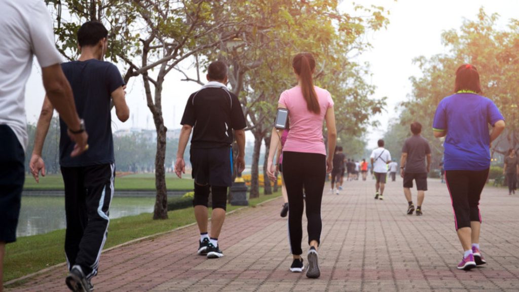 10 Health Benefits of Walking: Why You Should Walk 20-Minute a Day?